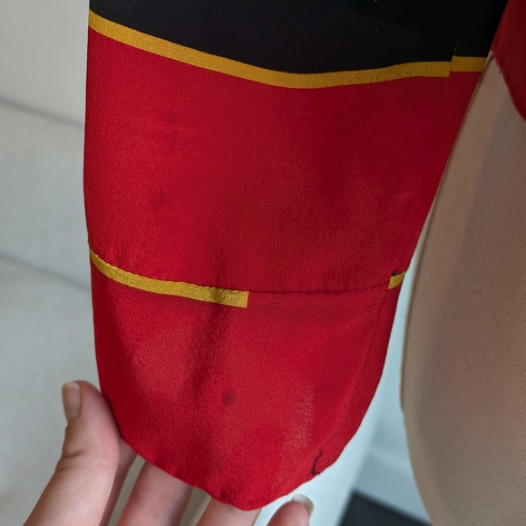 Silk Rose Garden Print Blouse - Picture 9 of 11